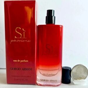 Giorgio Armani Sì Passione Red Gradient Eau de Parfum